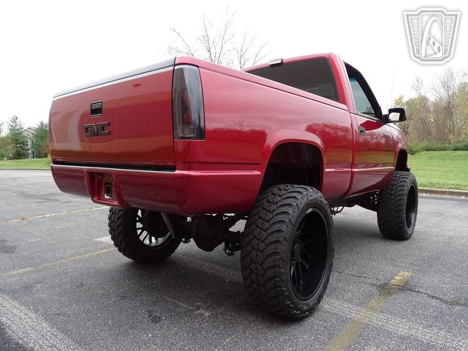 1990 GMC Sierra 1st Gen - Image 17 of 21