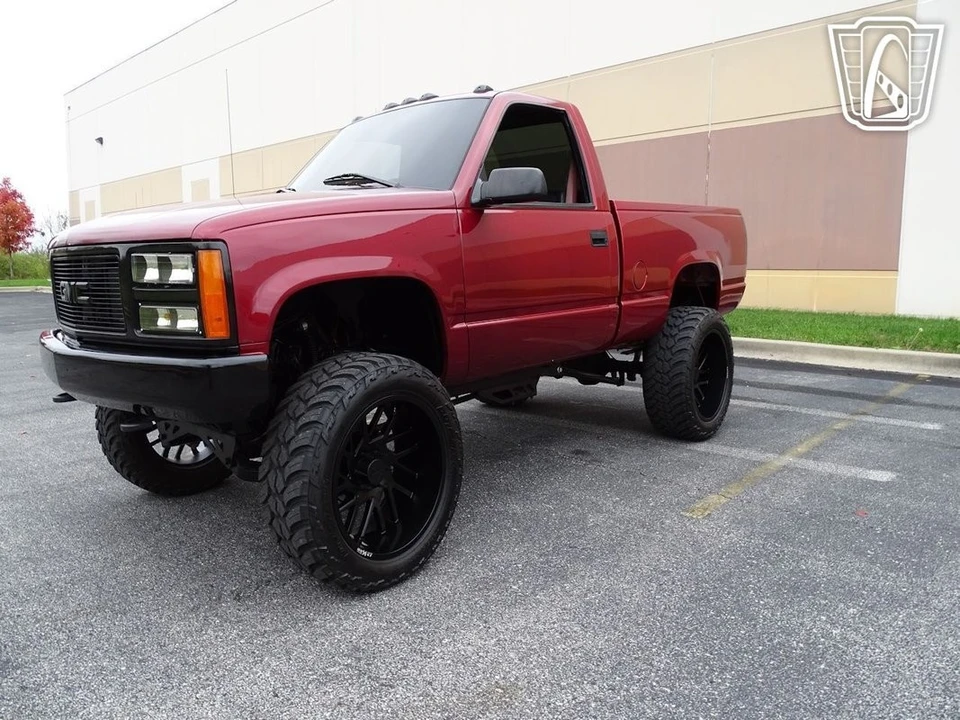 1990 GMC Sierra 1st Gen - Image 3 of 21