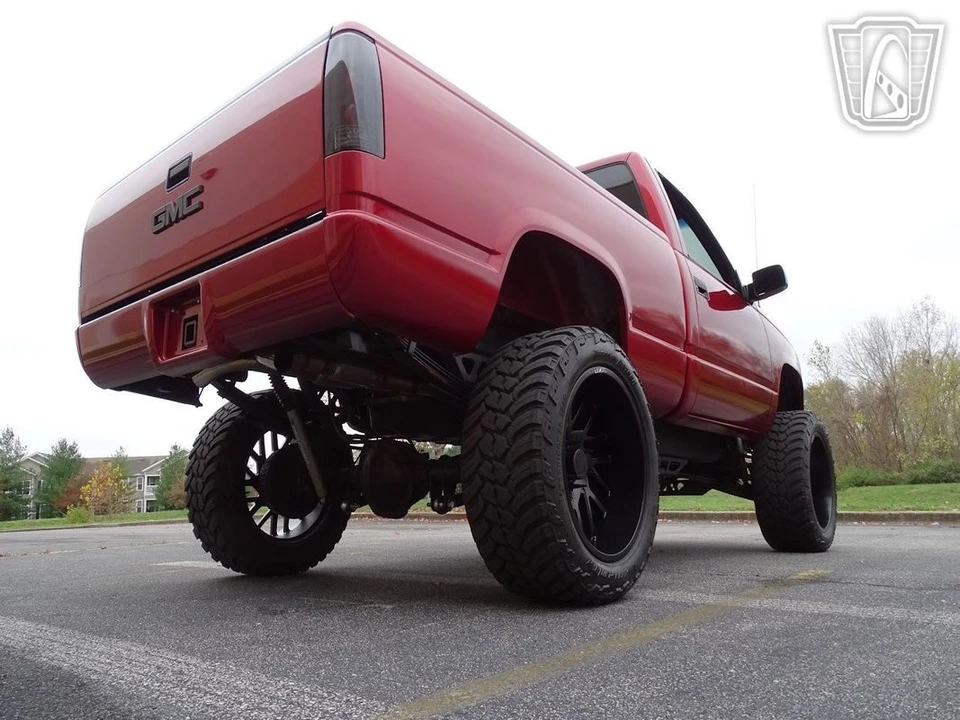 1990 GMC Sierra 1st Gen - Image 18 of 21