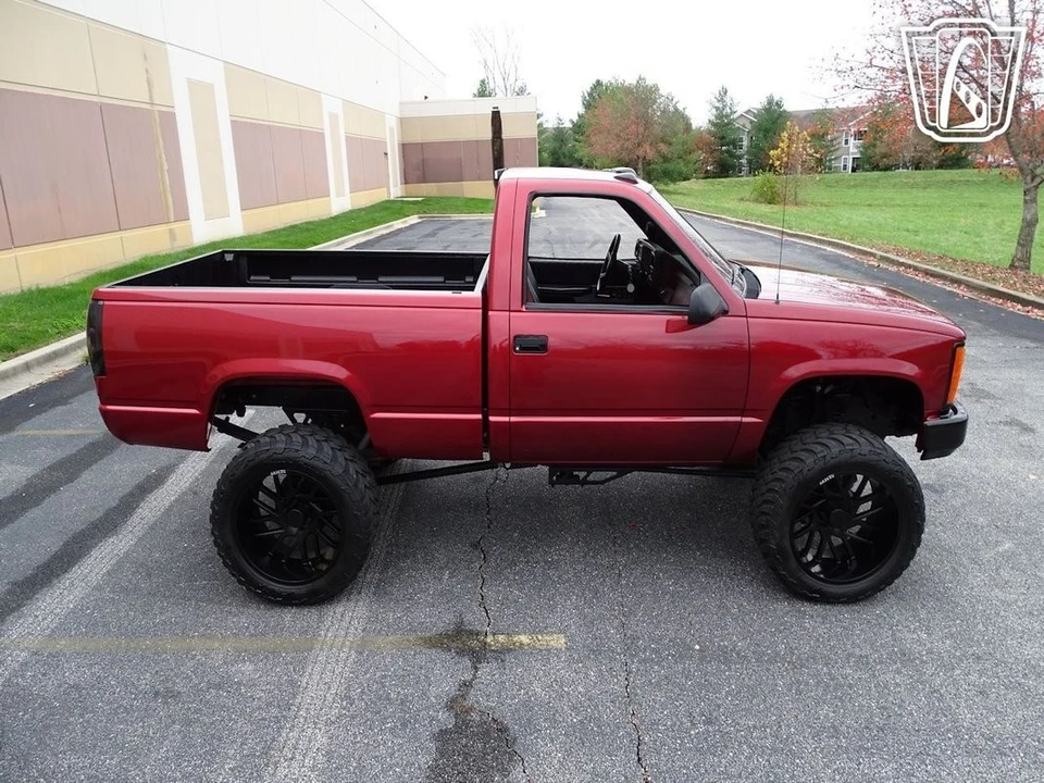 1990 GMC Sierra 1st Gen - Image 19 of 21