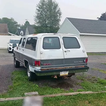 1990 GMC Suburban 1500 Sport Utility