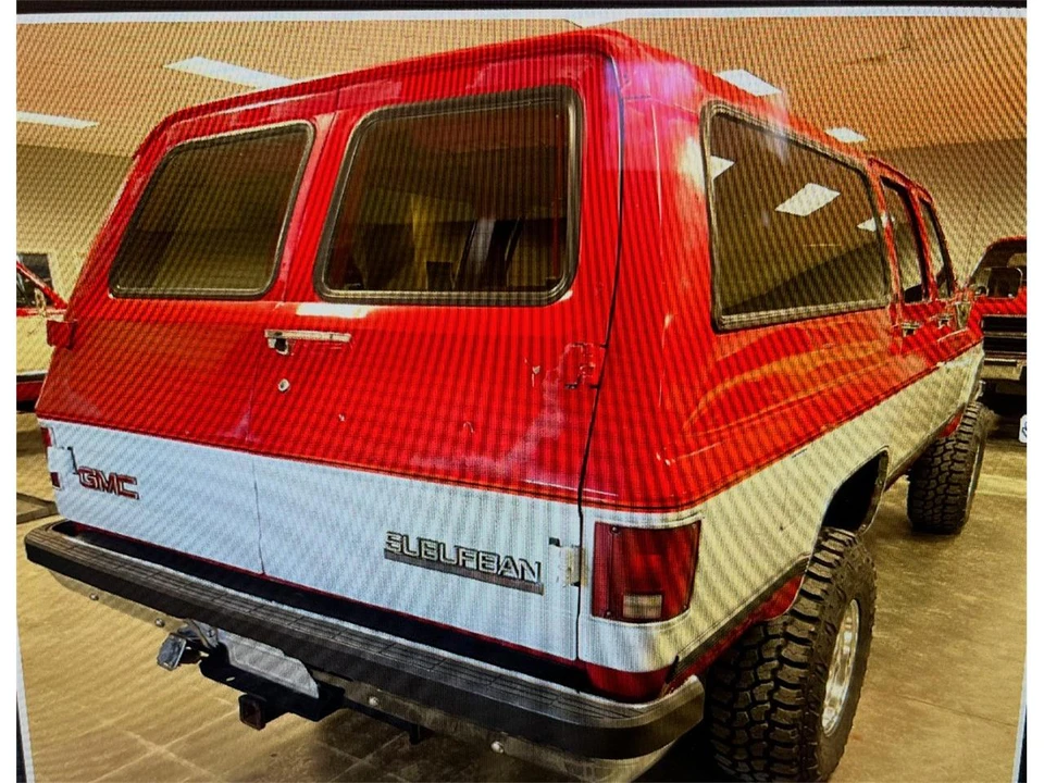 1990 GMC Suburban 7th Gen - Image 5 of 27