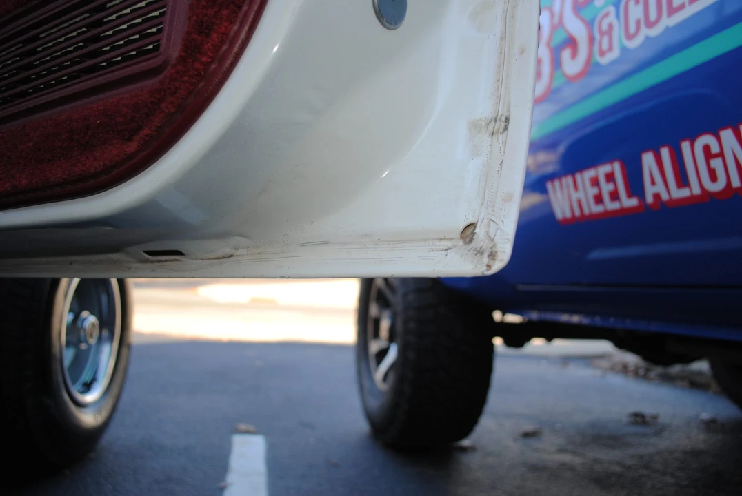 1990 GMC Suburban 7th Gen - Image 28 of 31