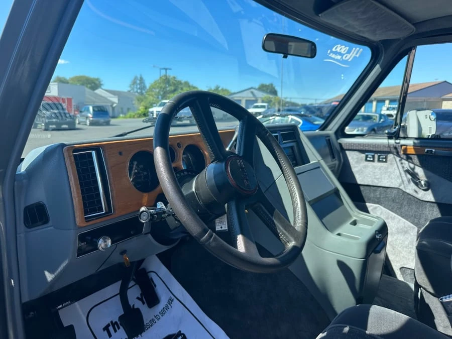 1990 GMC G-series Van - Image 13 of 22