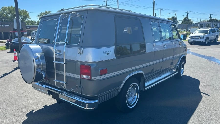 1990 GMC G-series Van - Image 3 of 22