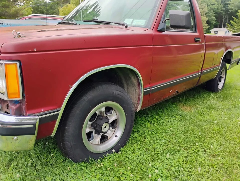 1990 GMC S-15/Sonoma - Image 4 of 8