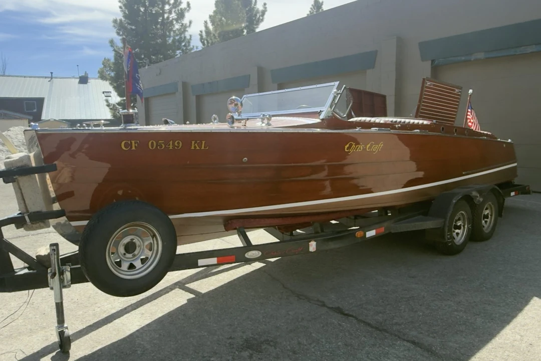 1990 Chris-Craft - Image 2 of 8