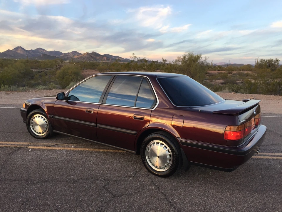 1990 Honda Accord 4th Gen - Image 9 of 31
