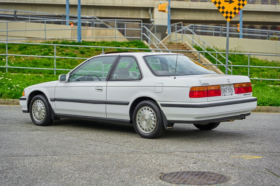 1990 Honda Accord 4th Gen - Image 12 of 31