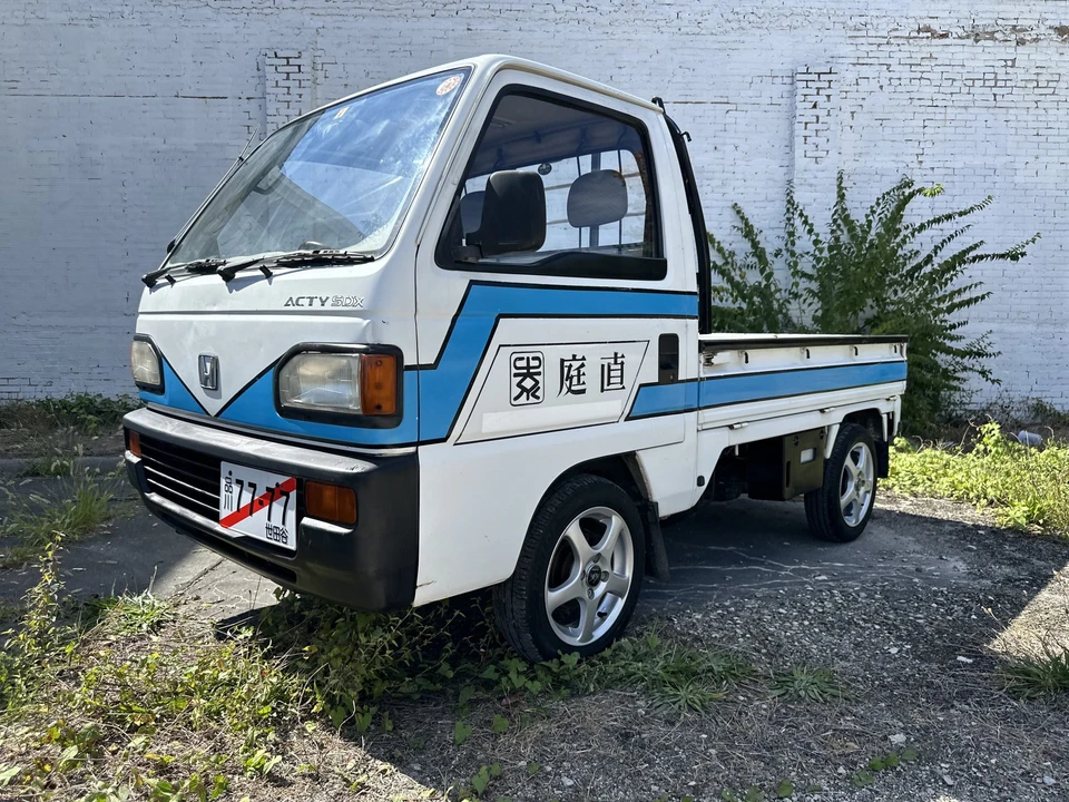 1990 Honda Acty 2nd Gen - Image 2 of 31