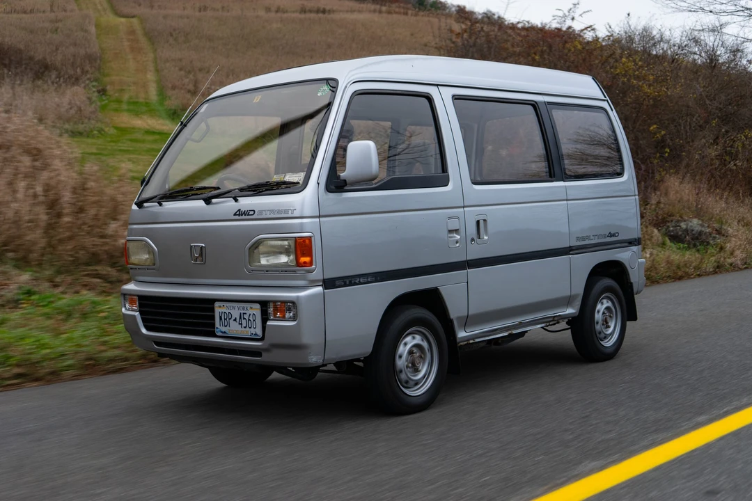 1990 Honda Acty 2nd Gen - Image 2 of 31