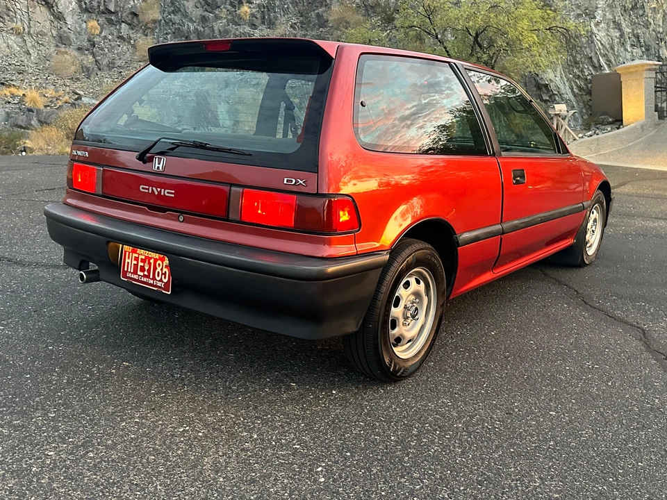 1990 Honda Civic 4th Gen - Image 19 of 31