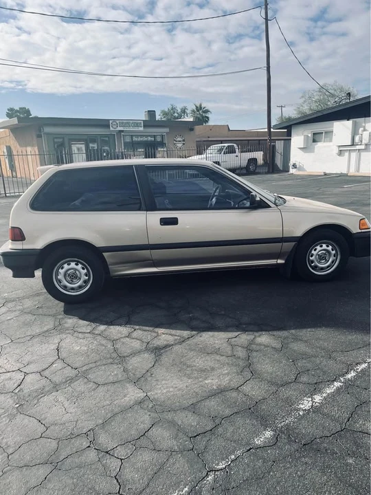 1990 Honda Civic 4th Gen - Image 2 of 9