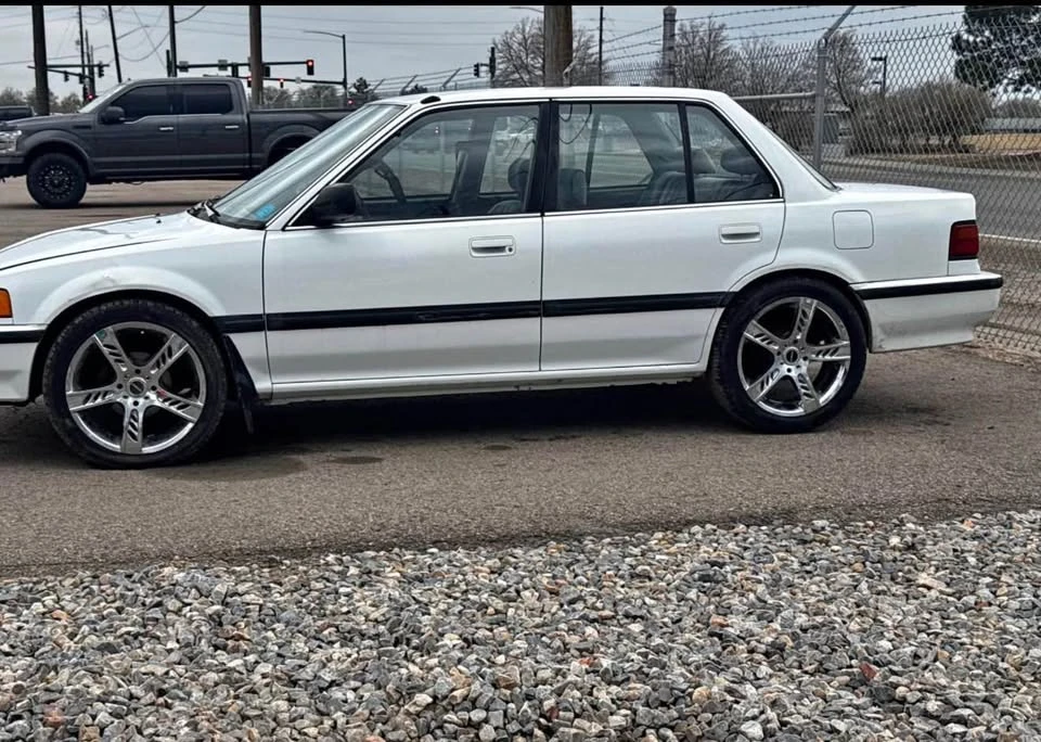 1990 Honda Civic 4th Gen - Image 5 of 5