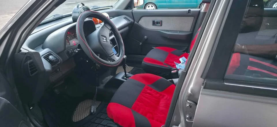 1990 Honda Civic 4th Gen - Image 4 of 10