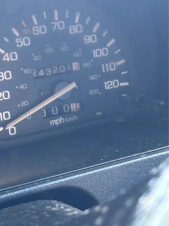 1990 Honda CR-X 2nd Gen - Image 5 of 8
