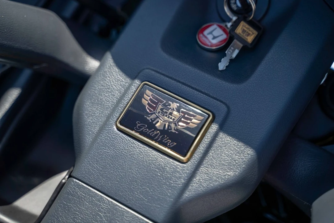 1990 Honda Gold Wing - Image 17 of 30