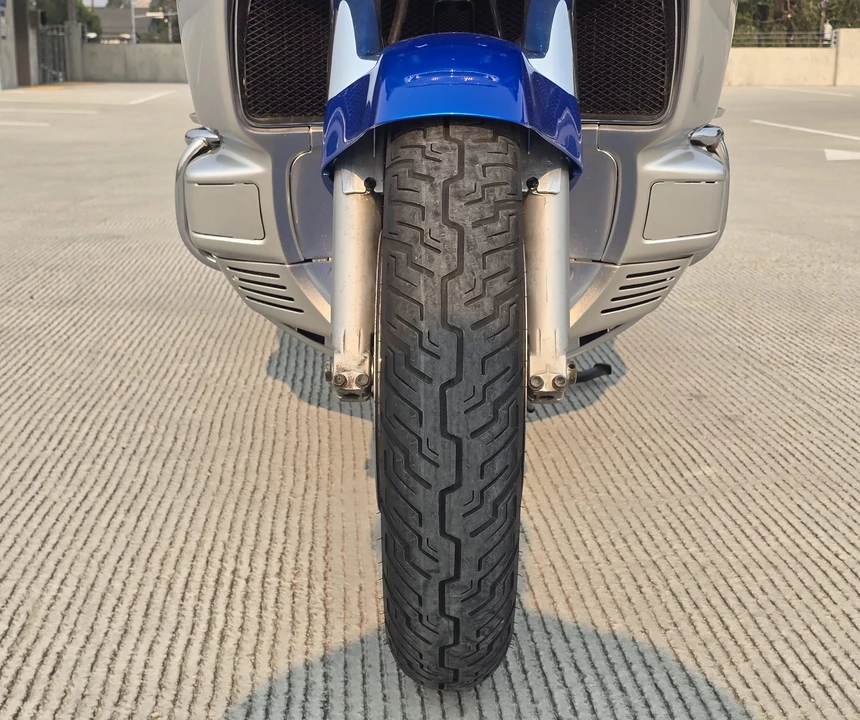 1990 Honda Gold Wing - Image 26 of 31