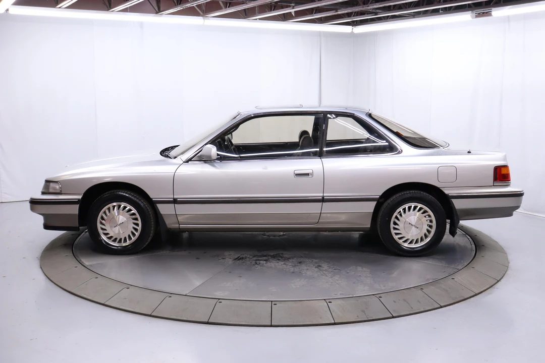 1990 Acura Legend 1st Gen - Image 7 of 30
