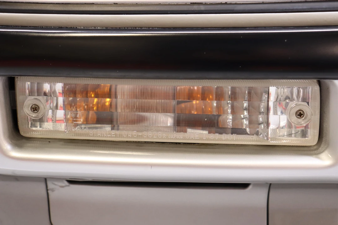 1990 Acura Legend 1st Gen - Image 13 of 30
