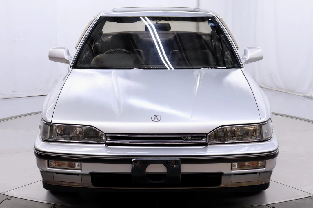 1990 Acura Legend 1st Gen - Image 2 of 30