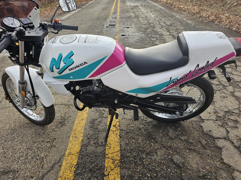 1990 Honda NSR - Image 7 of 31