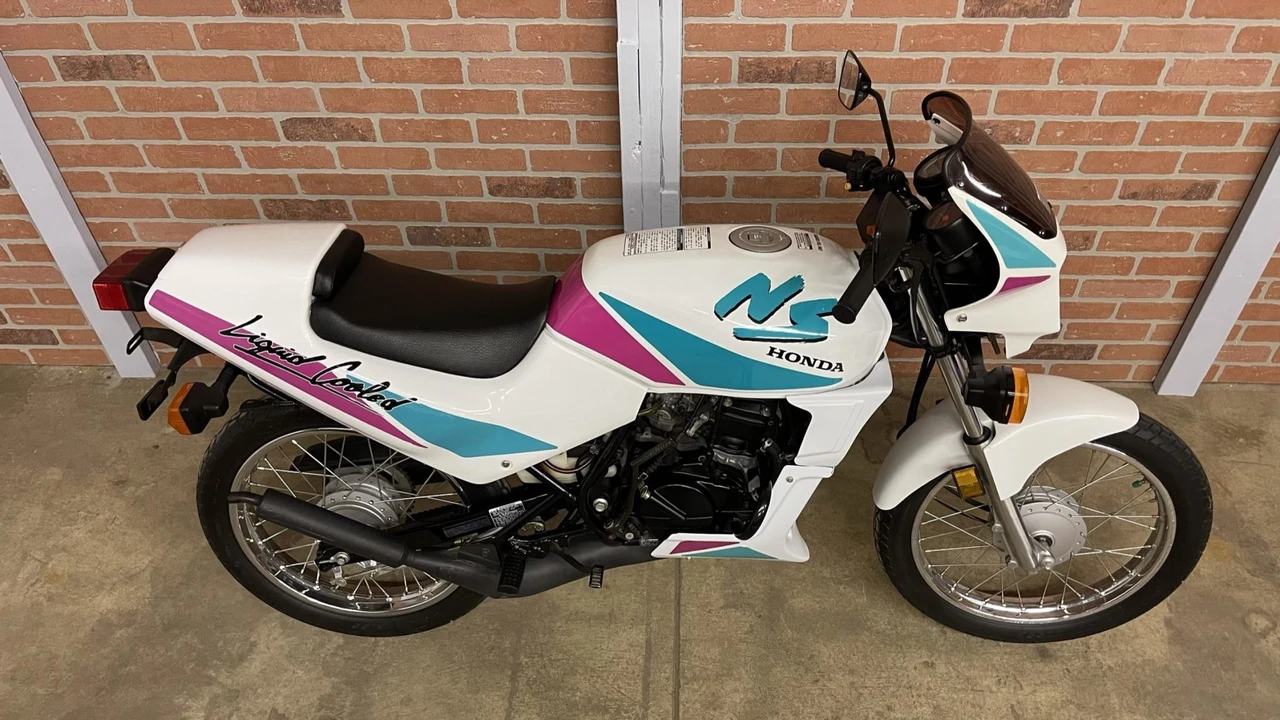 1990 Honda NSR - Image 13 of 31