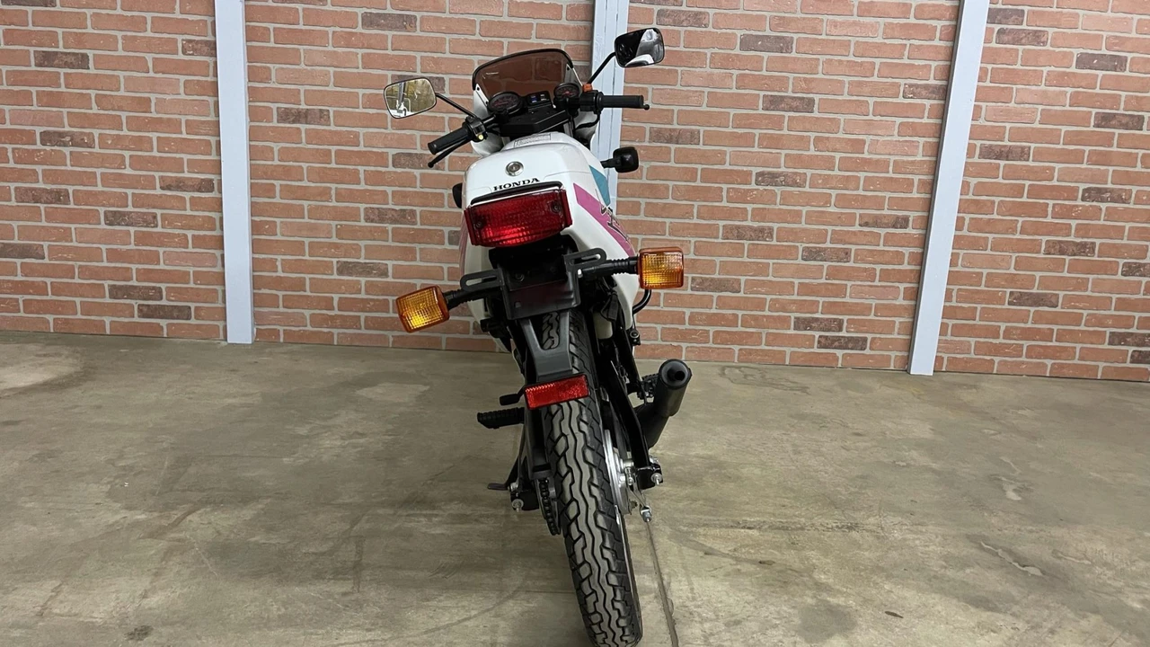 1990 Honda NSR - Image 18 of 31