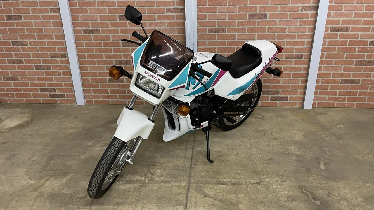 1990 Honda NSR - Image 27 of 31