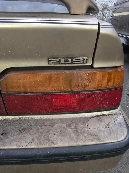 1990 Honda Prelude 3rd Gen - Image 2 of 7
