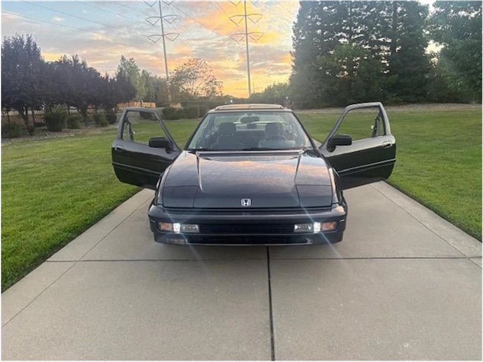 1990 Honda Prelude 3rd Gen - Image 9 of 11