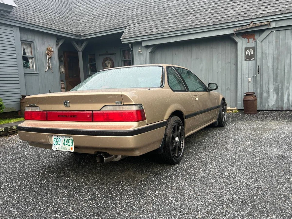 1990 Honda Prelude 3rd Gen - Image 5 of 16