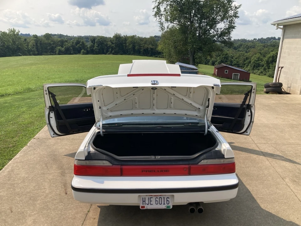 1990 Honda Prelude 3rd Gen - Image 5 of 22