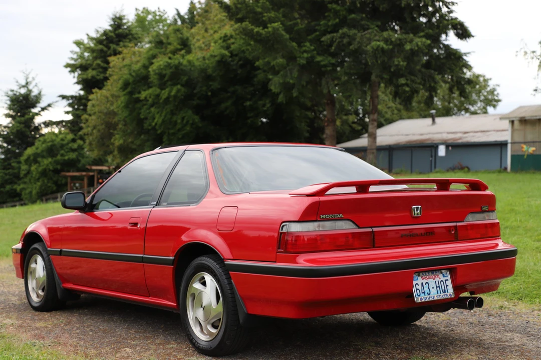 1990 Honda Prelude 3rd Gen - Image 11 of 31