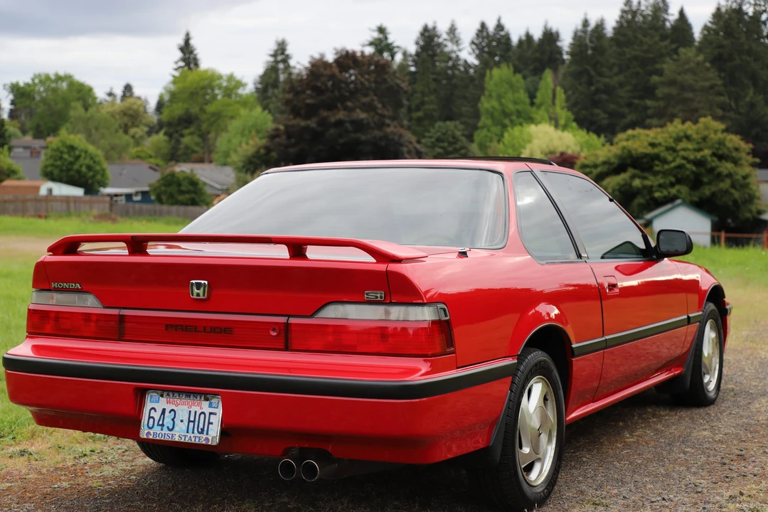 1990 Honda Prelude 3rd Gen - Image 9 of 31
