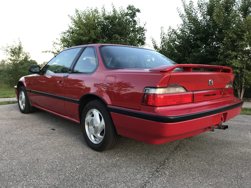 1990 Honda Prelude 3rd Gen - Image 29 of 31