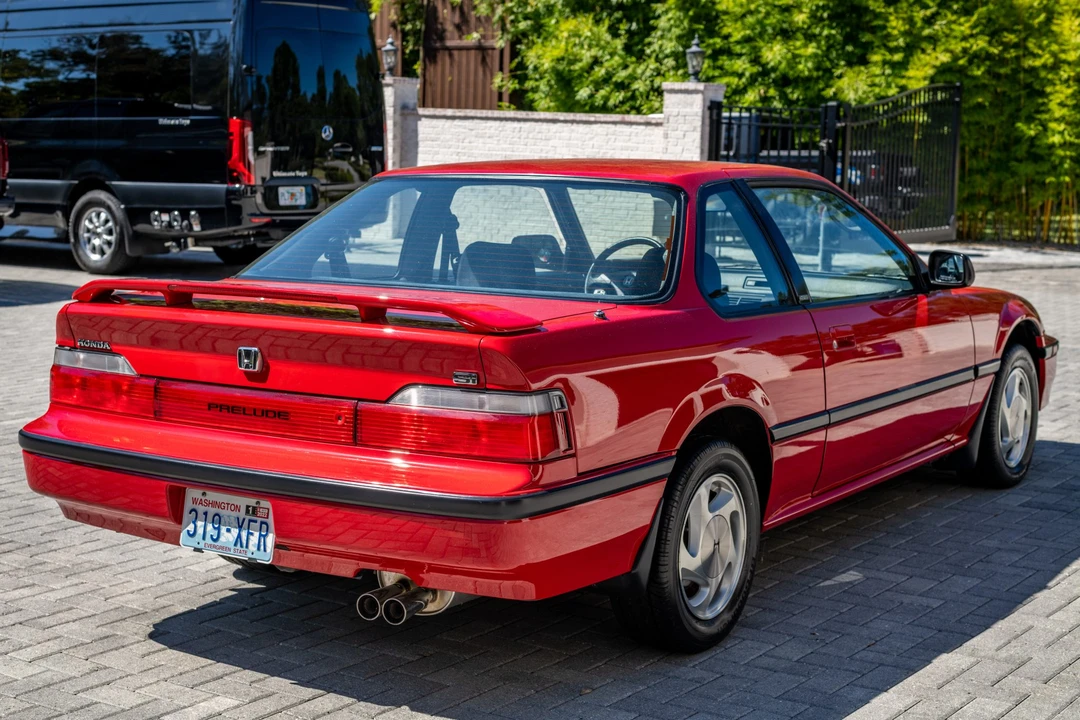 1990 Honda Prelude 3rd Gen - Image 4 of 31