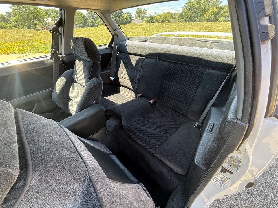 1990 Honda Prelude 3rd Gen - Image 24 of 31