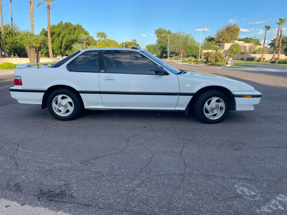 1990 Honda Prelude 3rd Gen - Image 18 of 31