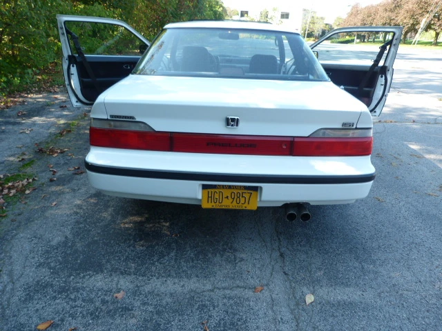 1990 Honda Prelude 3rd Gen - Image 10 of 31