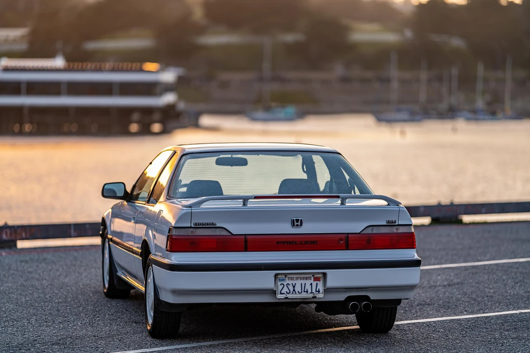 1990 Honda Prelude 3rd Gen - Image 16 of 31