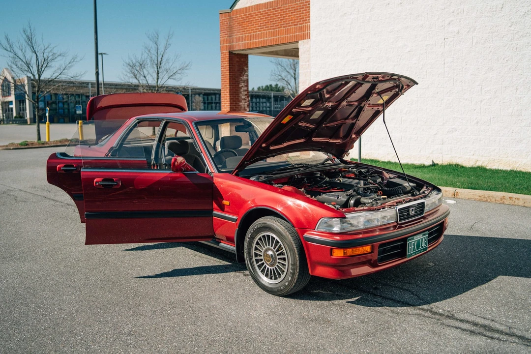 1990 Acura Vigor 3rd Gen - Image 10 of 31