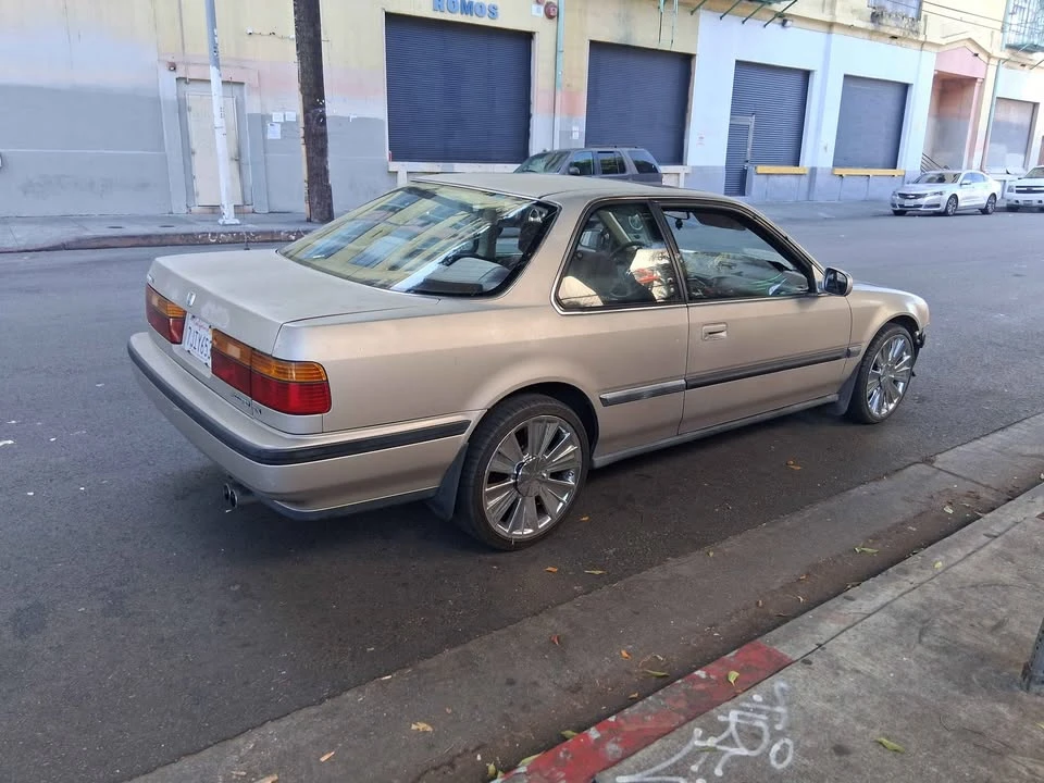 1990 Honda Accord 4th Gen - Image 6 of 6