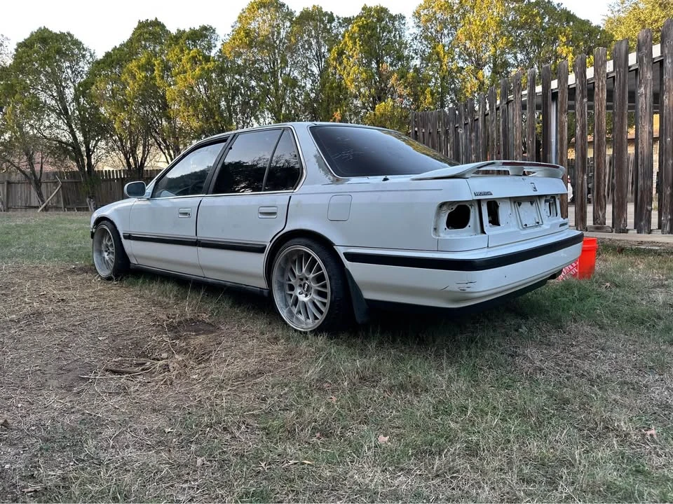 1990 Honda Accord 4th Gen - Image 2 of 16