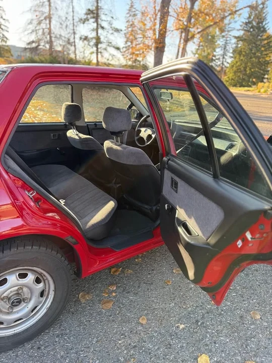 1990 Honda Civic 4th Gen - Image 16 of 20