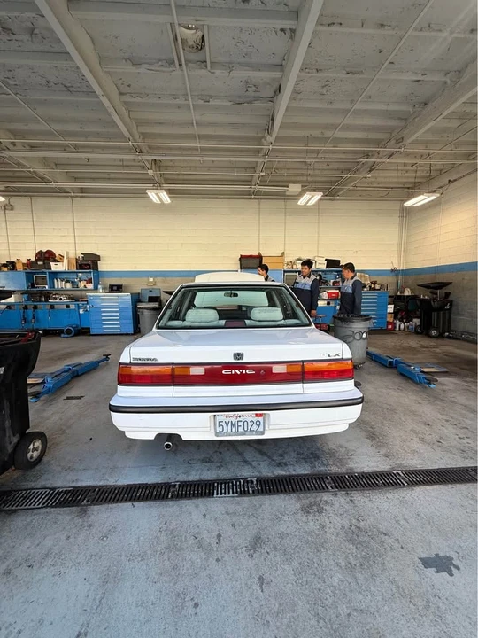 1990 Honda Civic 4th Gen - Image 2 of 8