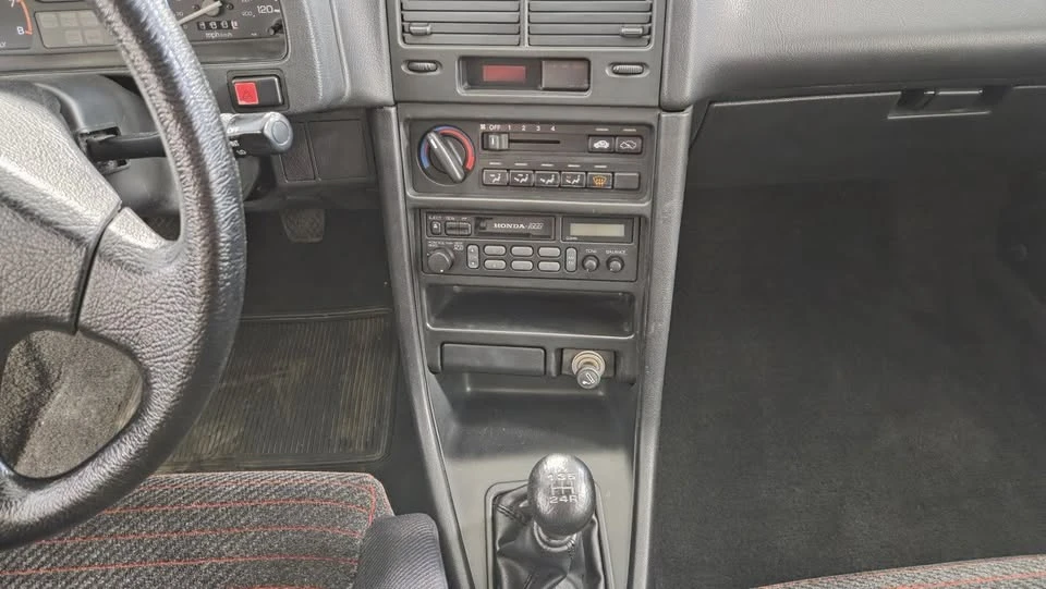1990 Honda CR-X 2nd Gen - Image 18 of 20