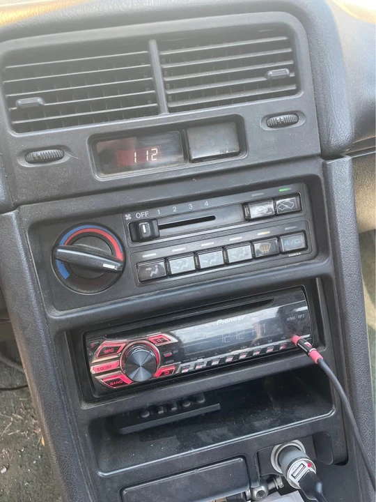 1990 Honda CR-X 2nd Gen - Image 8 of 14