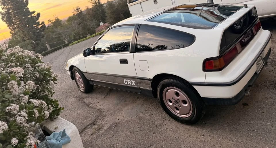 1990 Honda CR-X 2nd Gen - Image 2 of 4