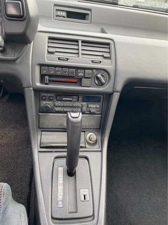 1990 Honda Prelude 3rd Gen - Image 13 of 18